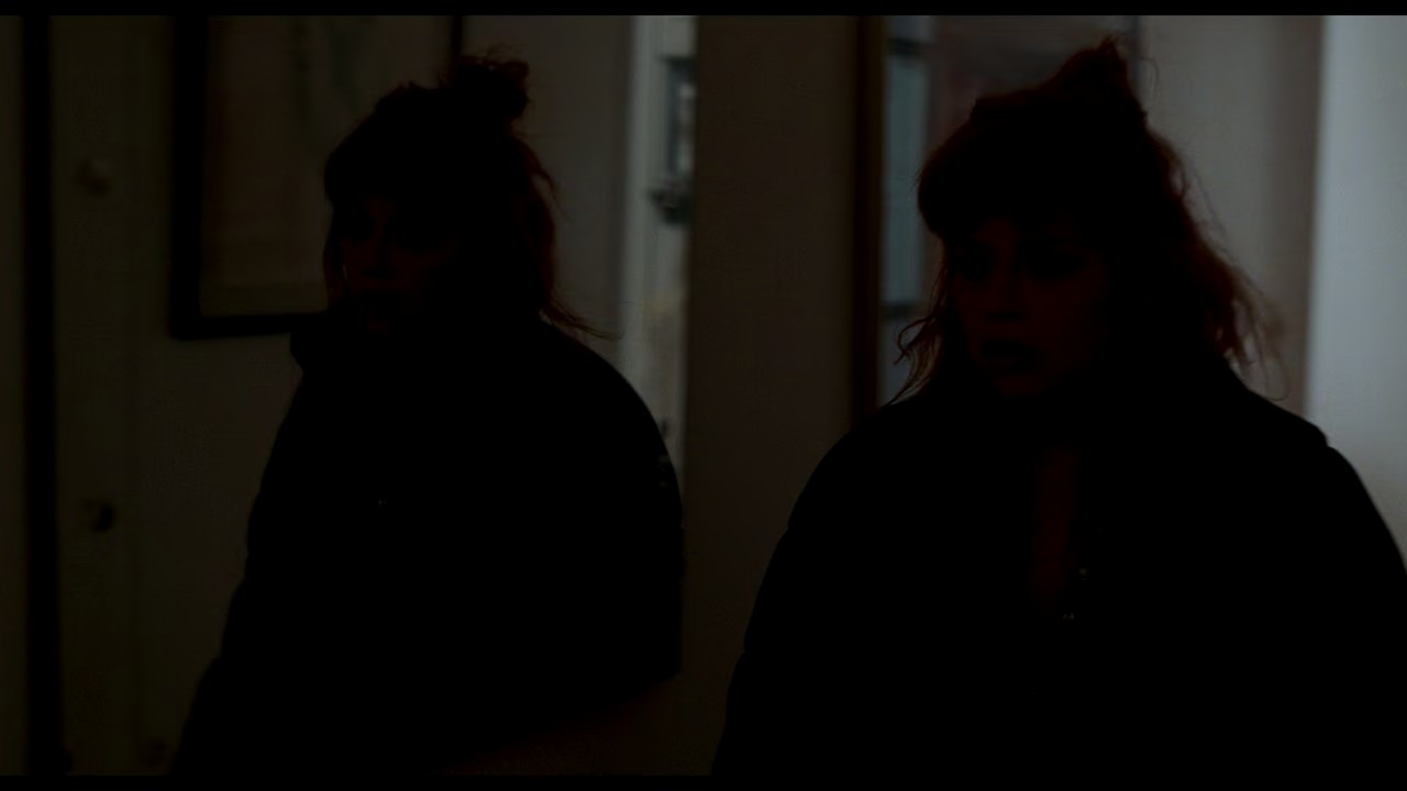 His Three Daughters (2024) NF WEB-DL Hindi + English 720p 10bit HEVC DDP 5.1 MSub.mkv.0003